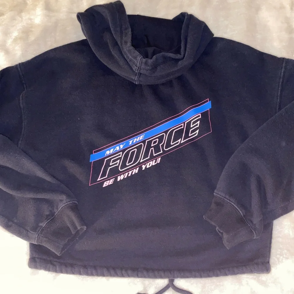 💙. Star Wars Black Graphic Cropped Hoodie With Drawstring Waist. - Picture 10 of 12